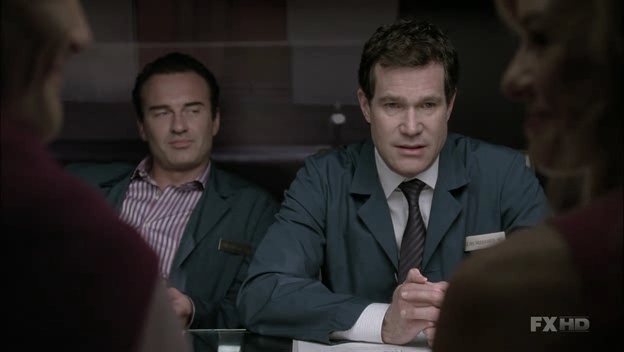 Charmed-Online-dot-NL-NipTuck6x08-0182.jpg