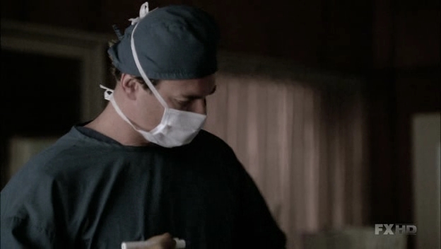 Charmed-Online-dot-NL-NipTuck6x08-0917.jpg