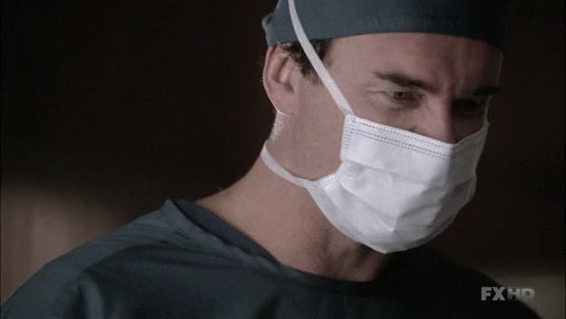 Charmed-Online-dot-NL-NipTuck6x08-0944.jpg