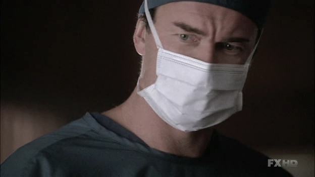 Charmed-Online-dot-NL-NipTuck6x08-0945.jpg