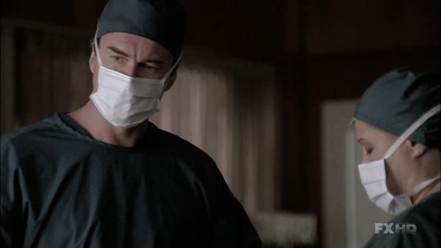 Charmed-Online-dot-NL-NipTuck6x08-0953.jpg