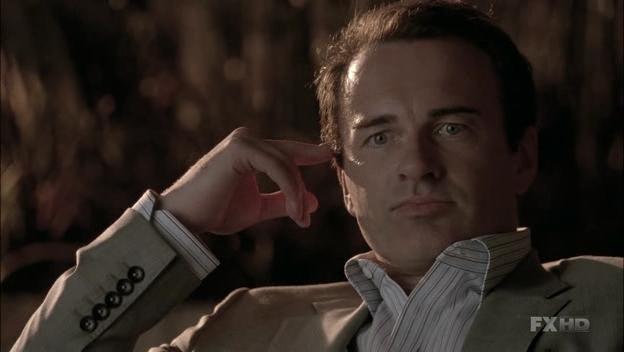 Charmed-Online-dot-NL-NipTuck6x08-1112.jpg