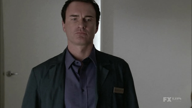 Charmed-Online-dot-NL-NipTuck6x08-1289.jpg