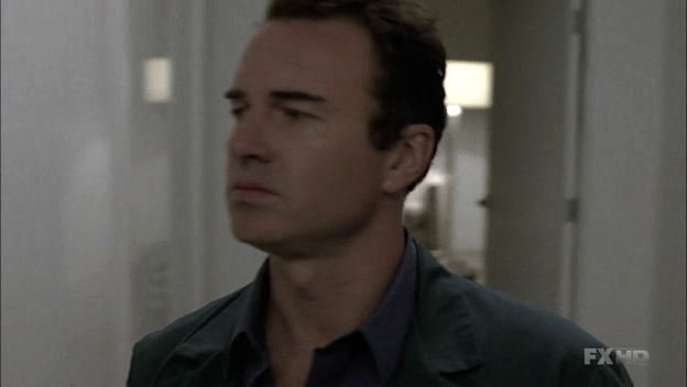 Charmed-Online-dot-NL-NipTuck6x08-1300.jpg