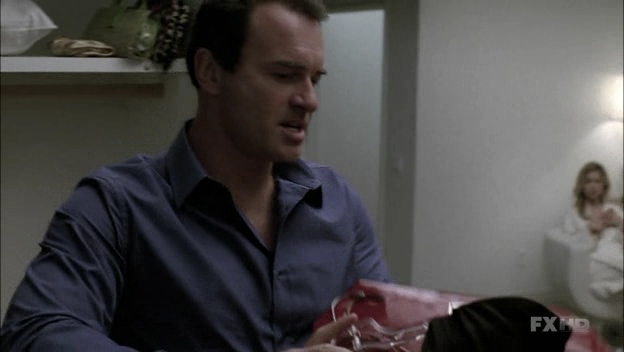 Charmed-Online-dot-NL-NipTuck6x08-1337.jpg