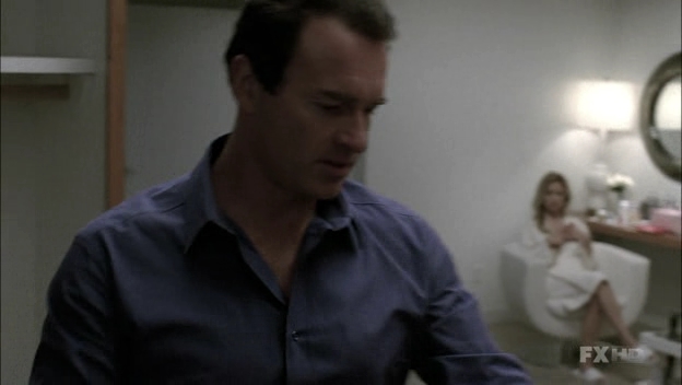 Charmed-Online-dot-NL-NipTuck6x08-1344.jpg