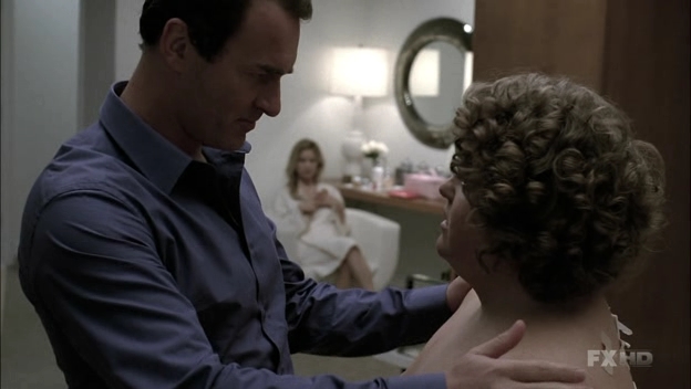 Charmed-Online-dot-NL-NipTuck6x08-1348.jpg