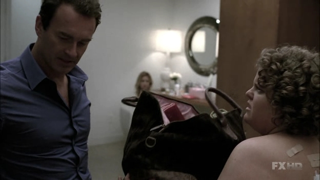 Charmed-Online-dot-NL-NipTuck6x08-1352.jpg