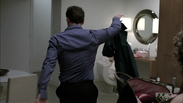 Charmed-Online-dot-NL-NipTuck6x08-1355.jpg