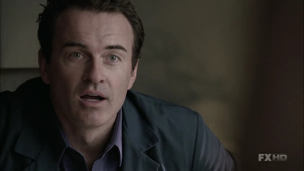Charmed-Online-dot-NL-NipTuck6x08-1505.jpg