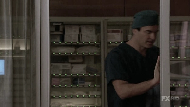 Charmed-Online-dot-NL-NipTuck6x08-1738.jpg