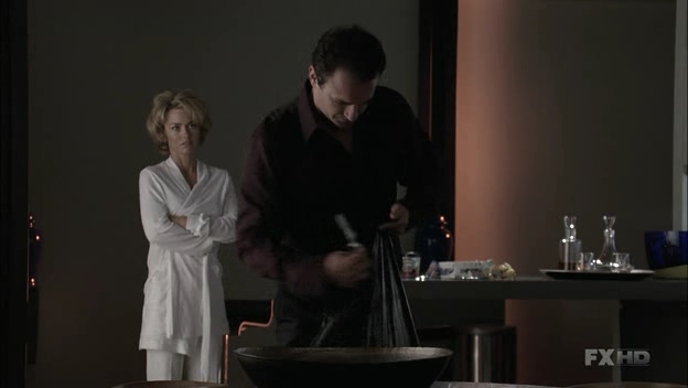 Charmed-Online-dot-NL-NipTuck6x08-1948.jpg