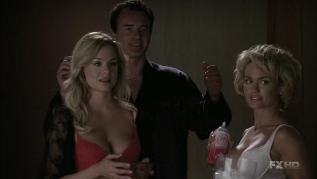 Charmed-Online-dot-NL-NipTuck6x08-2279.jpg