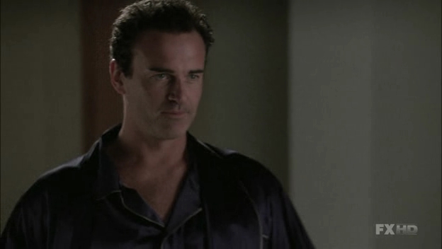 Charmed-Online-dot-NL-NipTuck6x08-2300.jpg