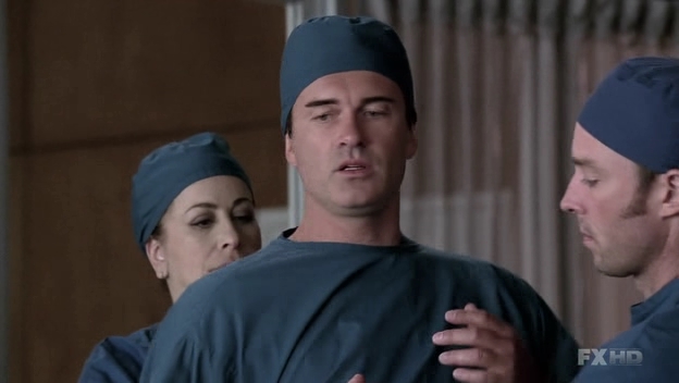 Charmed-Online-dot-NL-NipTuck6x09-0171.jpg