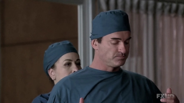 Charmed-Online-dot-NL-NipTuck6x09-0174.jpg