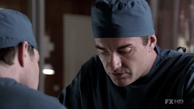 Charmed-Online-dot-NL-NipTuck6x09-0185.jpg