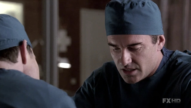 Charmed-Online-dot-NL-NipTuck6x09-0192.jpg