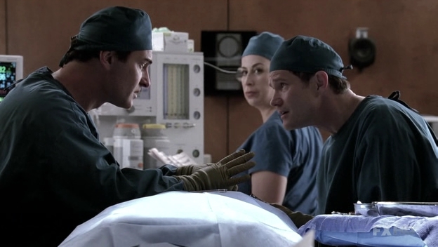Charmed-Online-dot-NL-NipTuck6x09-0198.jpg
