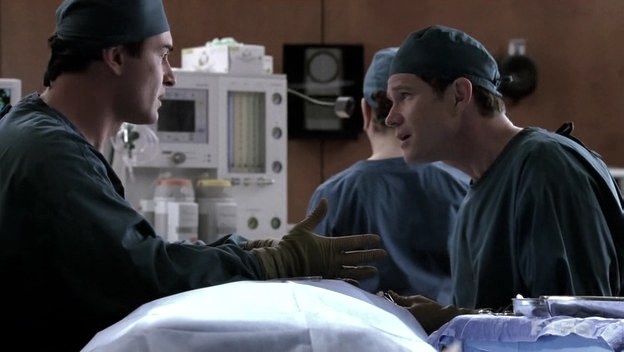 Charmed-Online-dot-NL-NipTuck6x09-0203.jpg