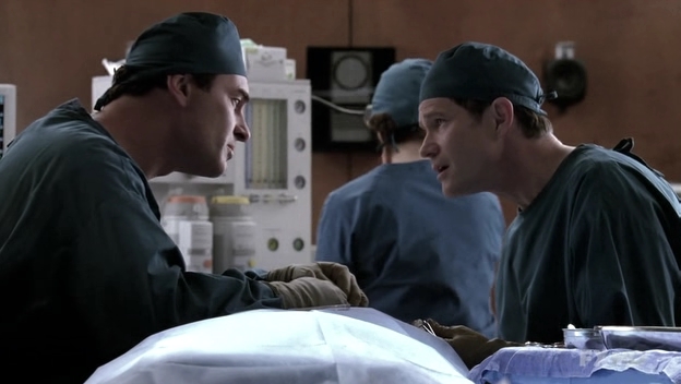 Charmed-Online-dot-NL-NipTuck6x09-0205.jpg
