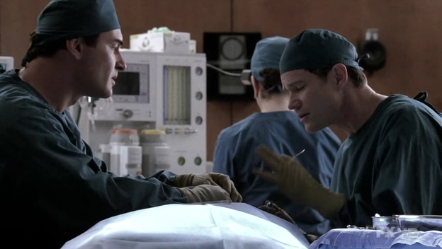 Charmed-Online-dot-NL-NipTuck6x09-0206.jpg