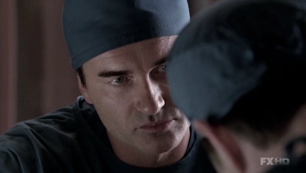 Charmed-Online-dot-NL-NipTuck6x09-0214.jpg