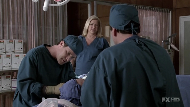 Charmed-Online-dot-NL-NipTuck6x09-0256.jpg