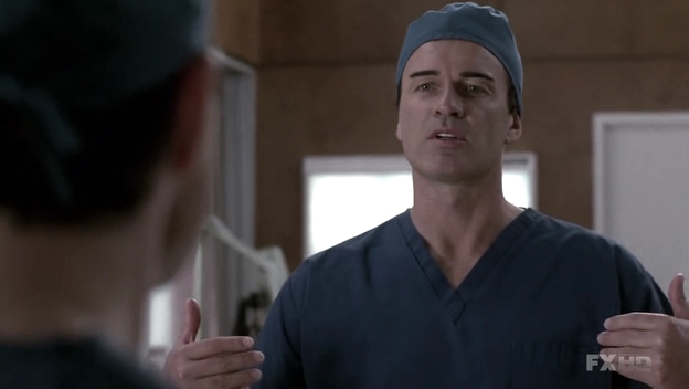 Charmed-Online-dot-NL-NipTuck6x09-0524.jpg