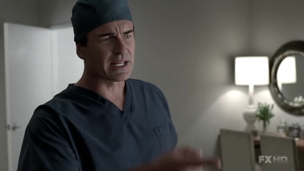 Charmed-Online-dot-NL-NipTuck6x09-0784.jpg