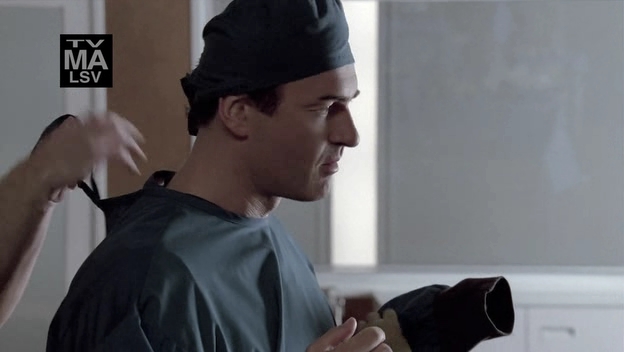 Charmed-Online-dot-NL-NipTuck6x09-0851.jpg