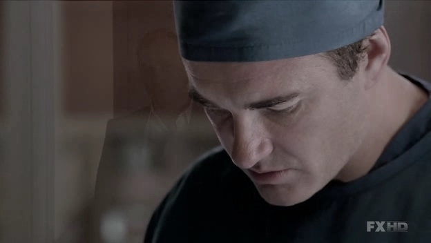 Charmed-Online-dot-NL-NipTuck6x09-0915.jpg