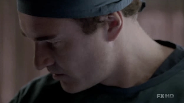 Charmed-Online-dot-NL-NipTuck6x09-0955.jpg