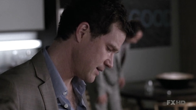 Charmed-Online-dot-NL-NipTuck6x09-2104.jpg
