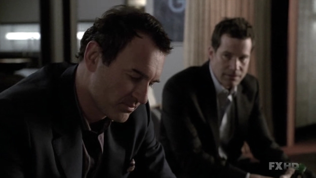 Charmed-Online-dot-NL-NipTuck6x09-2324.jpg