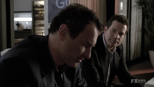 Charmed-Online-dot-NL-NipTuck6x09-2336.jpg