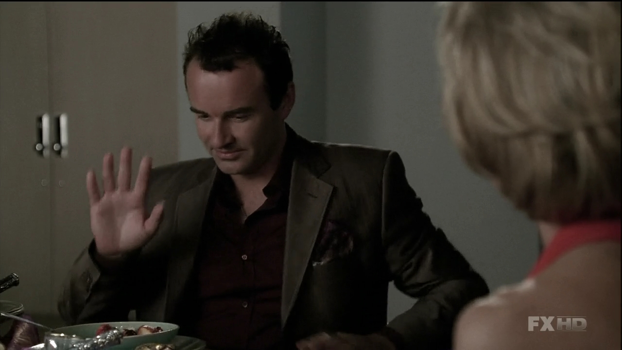 Charmed-Online-dot-NL-NipTuck6x100351.jpg