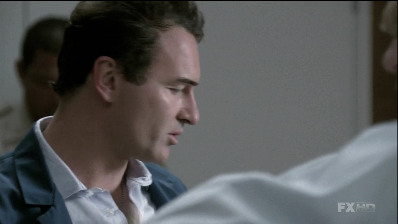 Charmed-Online-dot-NL-NipTuck6x100665.jpg