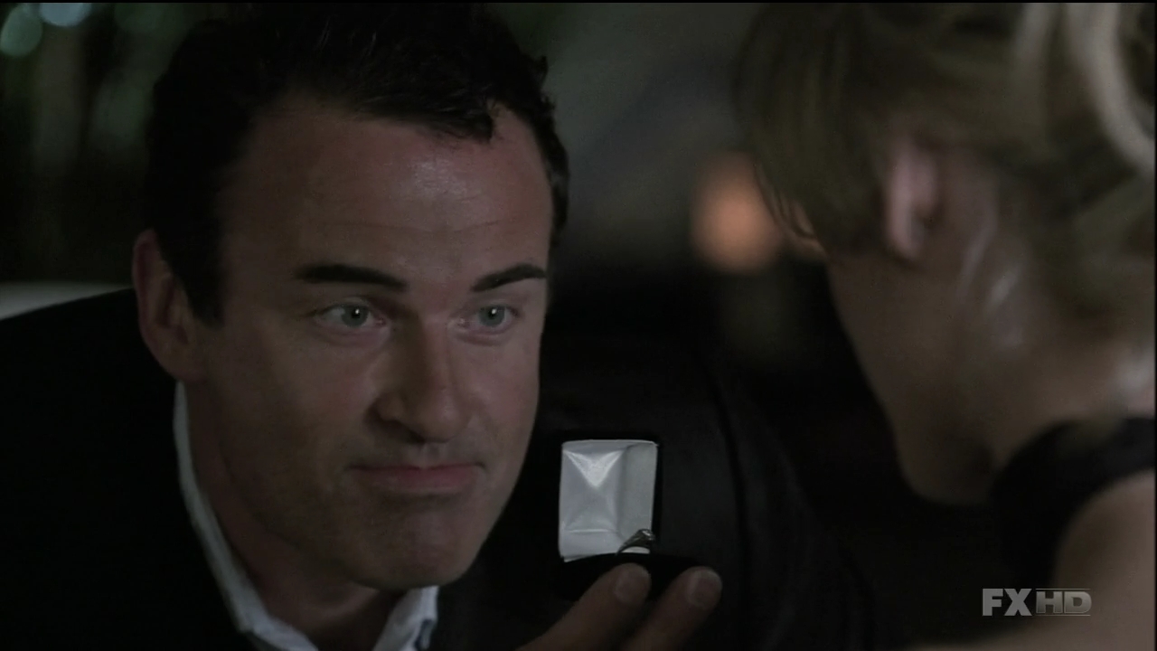 Charmed-Online-dot-NL-NipTuck6x100877.jpg