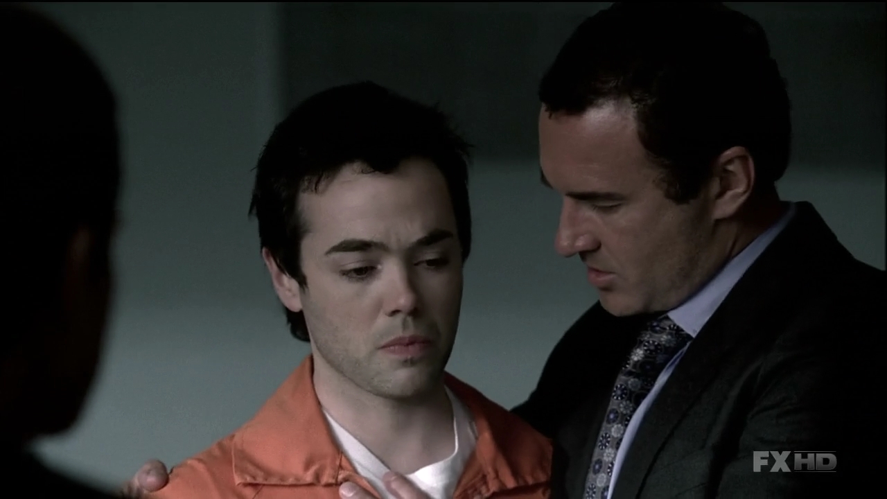 Charmed-Online-dot-NL-NipTuck6x102014.jpg Charmed-Online-dot-NL-NipTuck6x102014.jpg