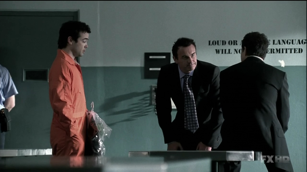 Charmed-Online-dot-NL-NipTuck6x102024.jpg