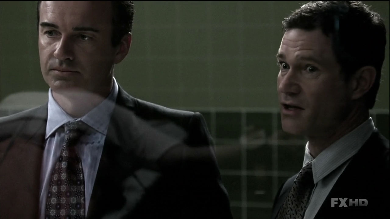 Charmed-Online-dot-NL-NipTuck6x102110.jpg Charmed-Online-dot-NL-NipTuck6x102110.jpg