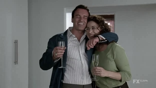 Charmed-Online-dot-NL-NipTuck6x11-0212.jpg