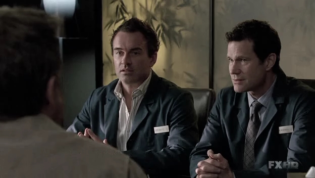 Charmed-Online-dot-NL-NipTuck6x11-0304.jpg