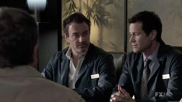 Charmed-Online-dot-NL-NipTuck6x11-0343.jpg