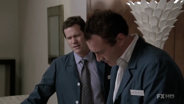 Charmed-Online-dot-NL-NipTuck6x11-0545.jpg