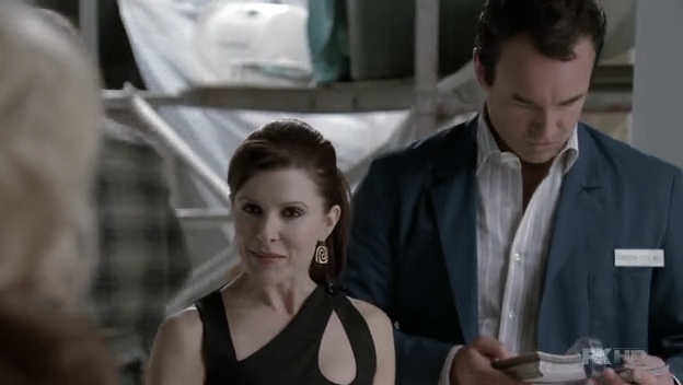 Charmed-Online-dot-NL-NipTuck6x11-0644.jpg