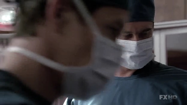 Charmed-Online-dot-NL-NipTuck6x11-0756.jpg
