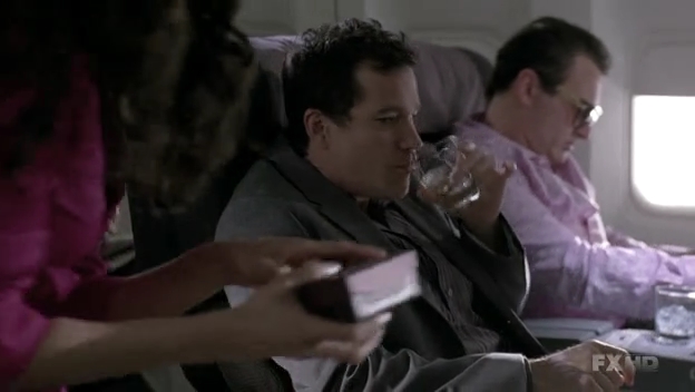 Charmed-Online-dot-NL-NipTuck6x11-1295.jpg