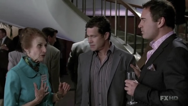 Charmed-Online-dot-NL-NipTuck6x11-1494.jpg